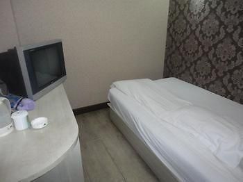 Beijing Hongba Express Hotel Esterno foto